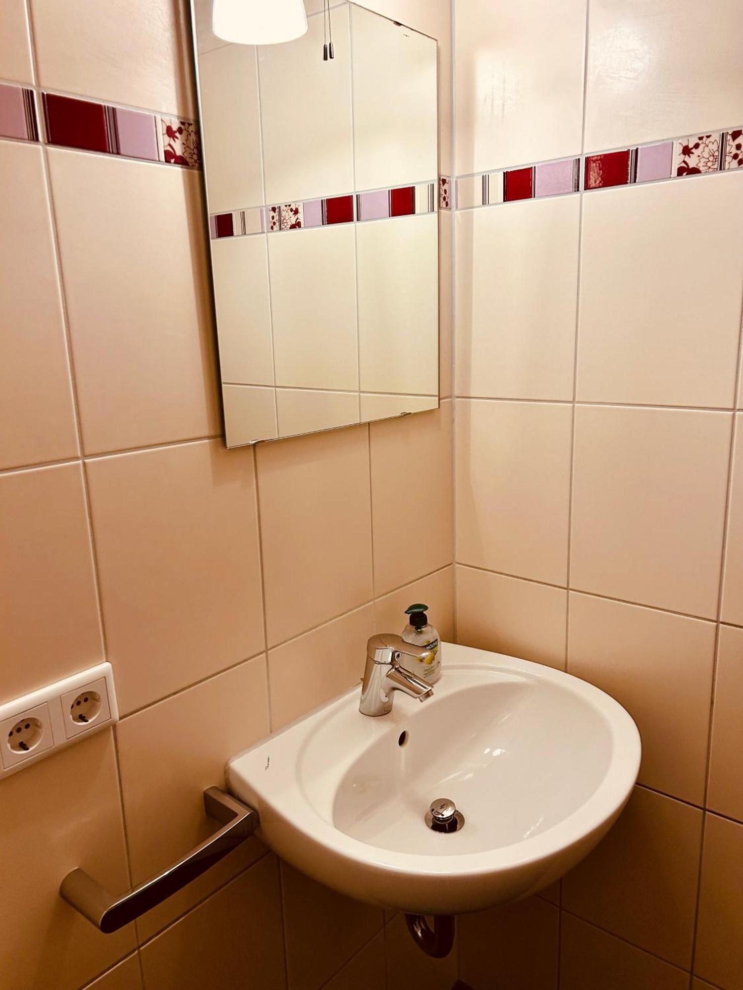 Apartments Maxim روست المظهر الخارجي الصورة