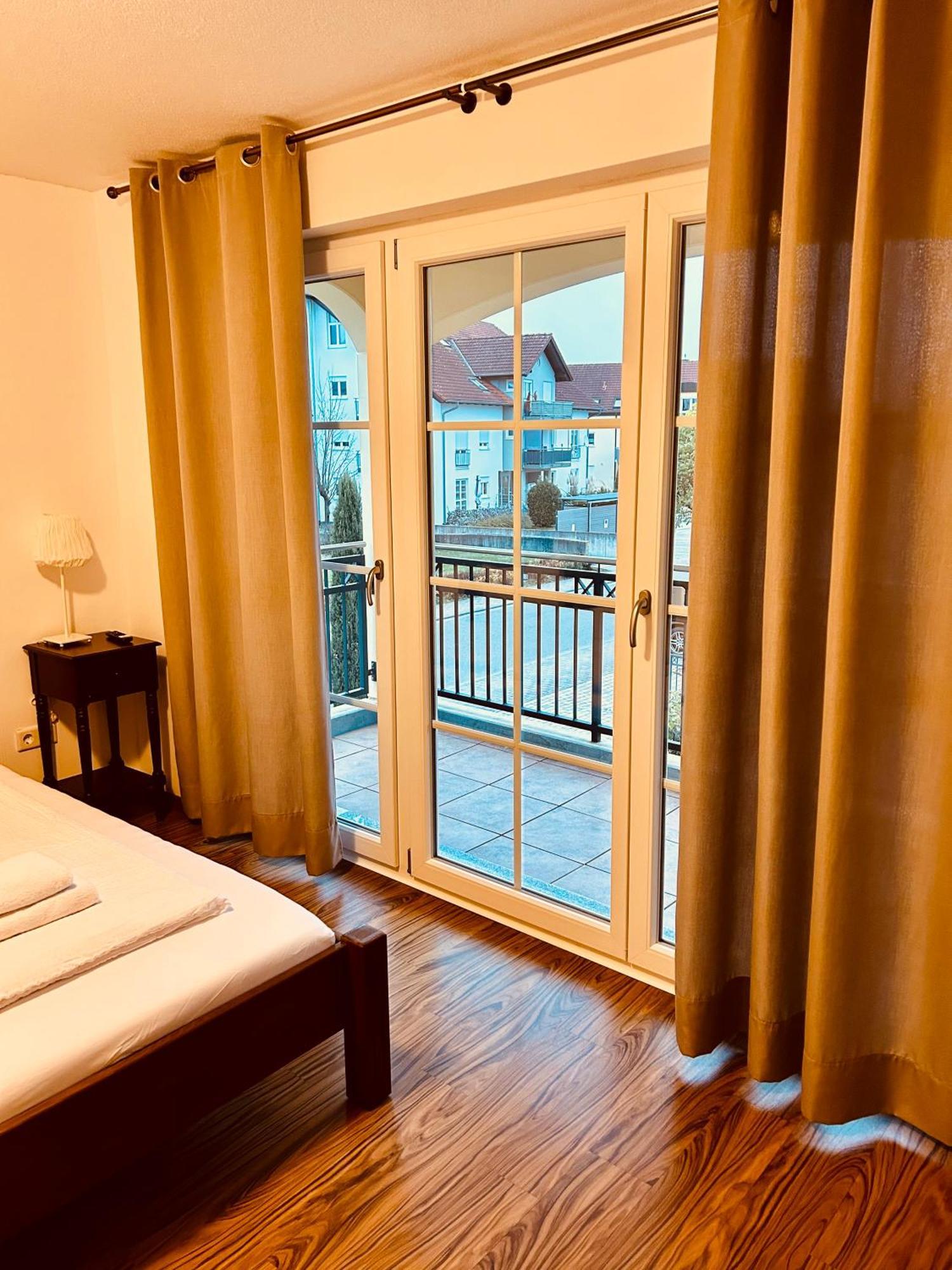 Apartments Maxim روست المظهر الخارجي الصورة