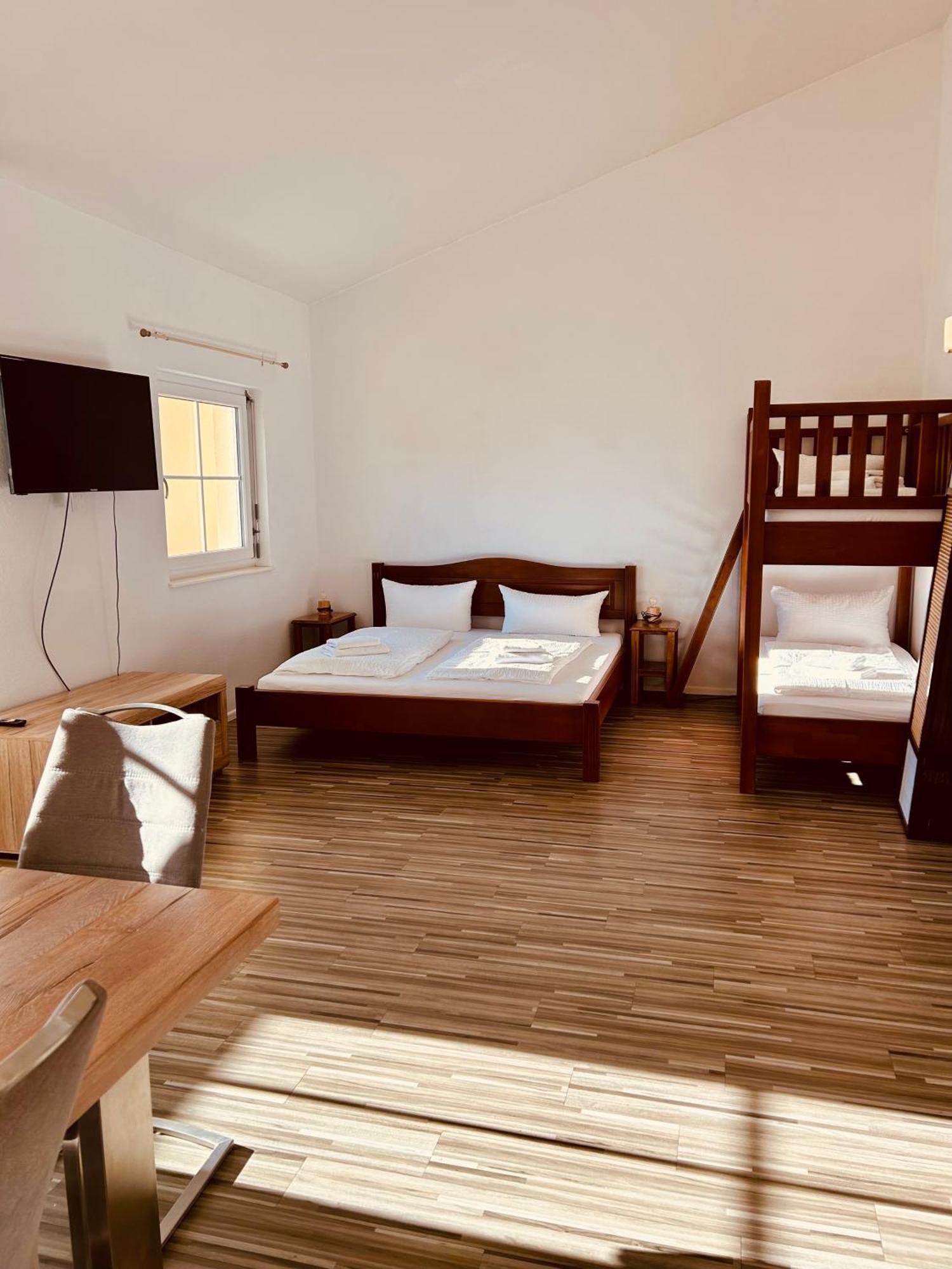 Apartments Maxim روست المظهر الخارجي الصورة